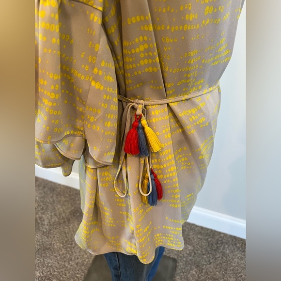 NWT!!! Melissa McCarthy Seven7 wrap top is a size 0X and great for any occasion. - Picture 3 of 7